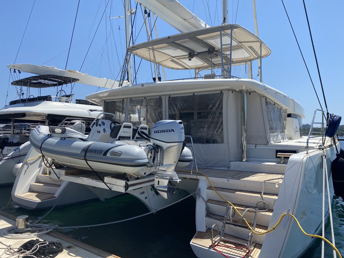 Lagoon 52F (5 cab) — photo 3