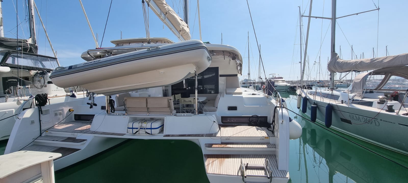 Lagoon 42 — photo 23