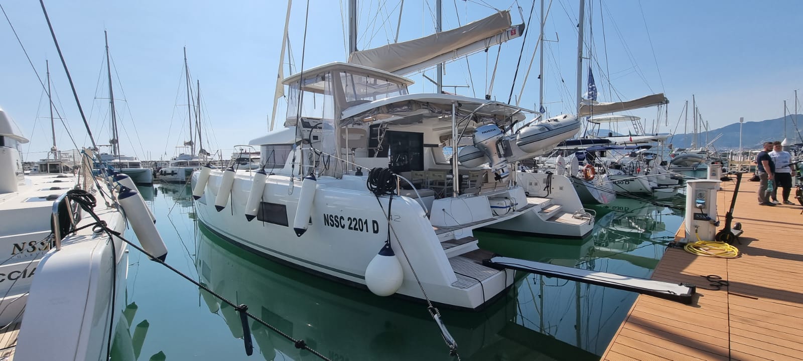 Lagoon 42 — photo 17