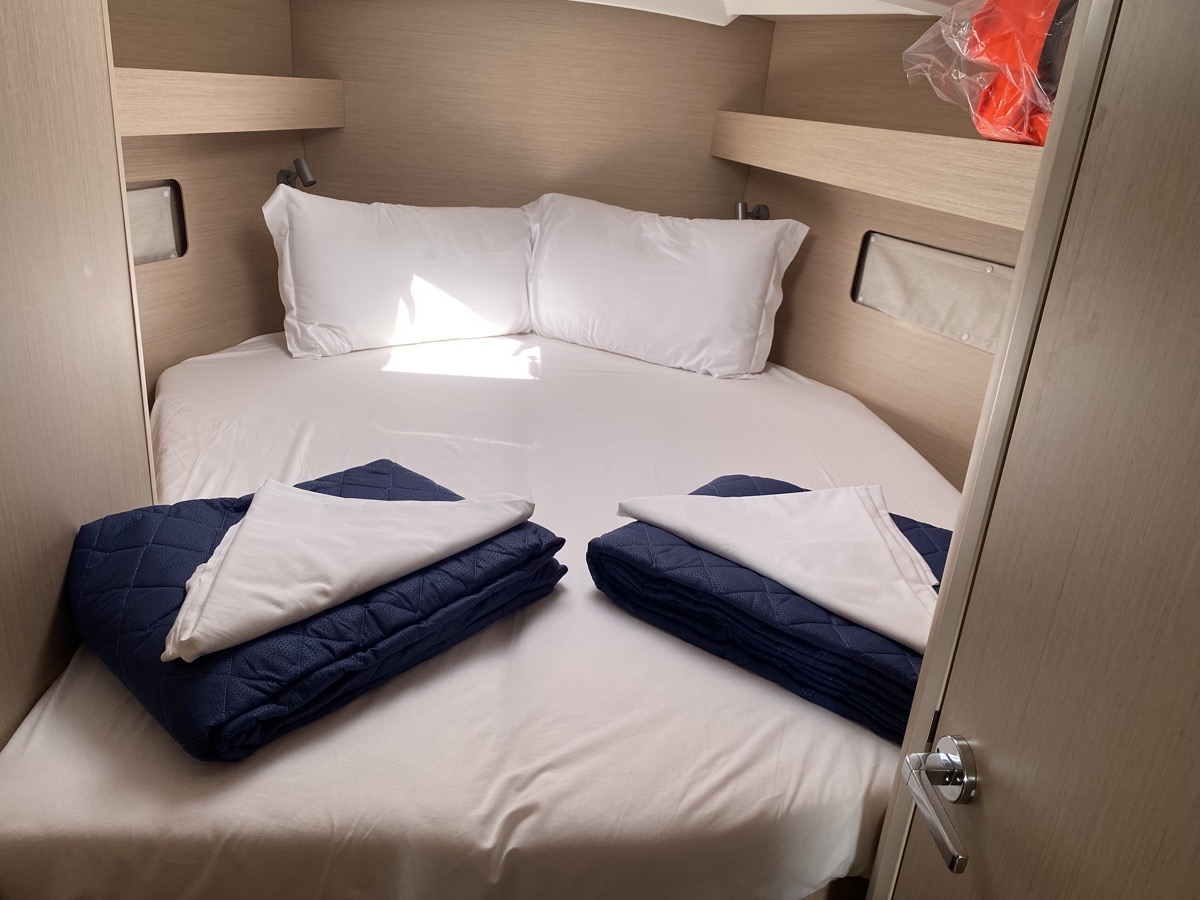 Oceanis 40.1 (4cab) — photo 16