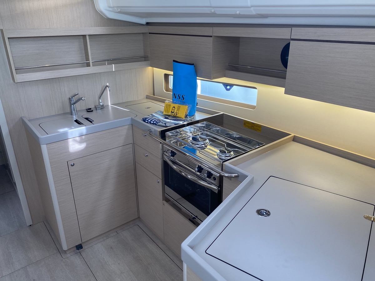 Oceanis 40.1 (4cab) — photo 10