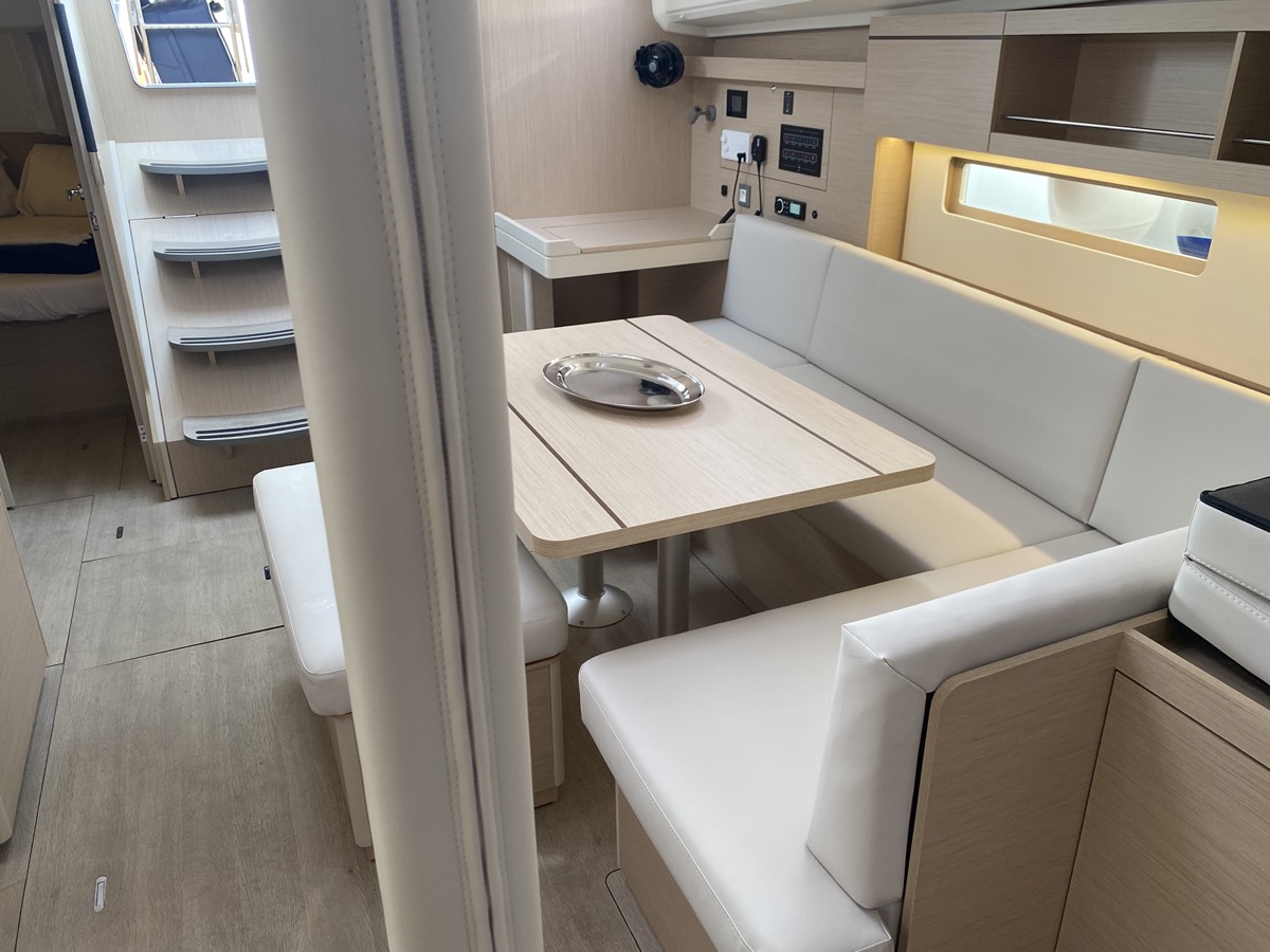 Oceanis 40.1 (4cab) — photo 18