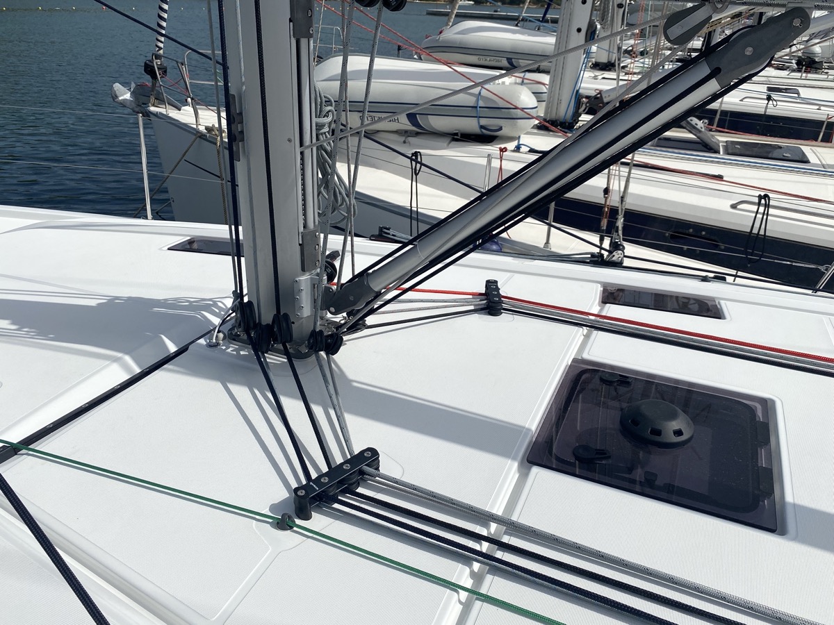 Oceanis 40.1 (4cab) — photo 29