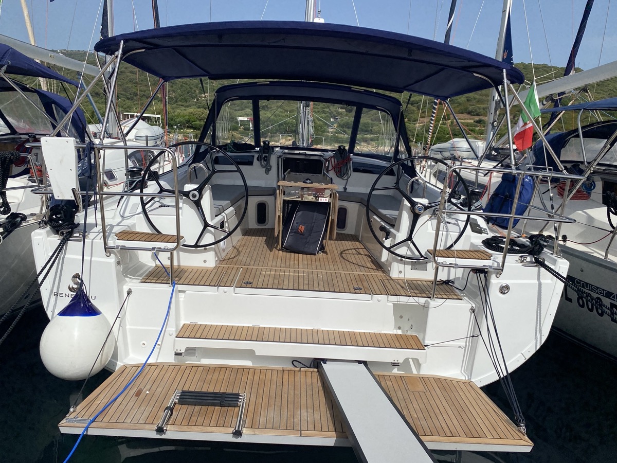Oceanis 40.1 (4cab) — photo 14