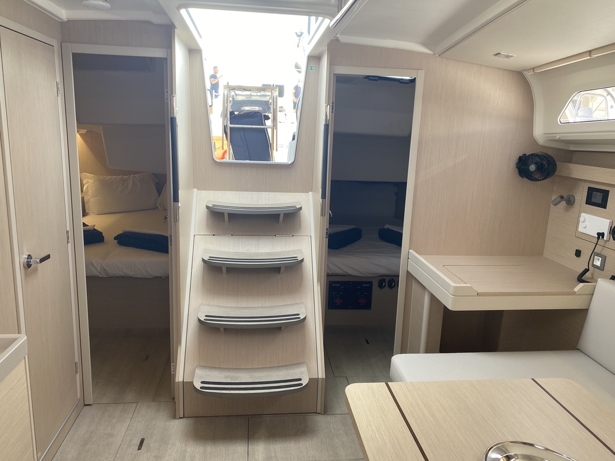 Oceanis 40.1 (4cab) — photo 20