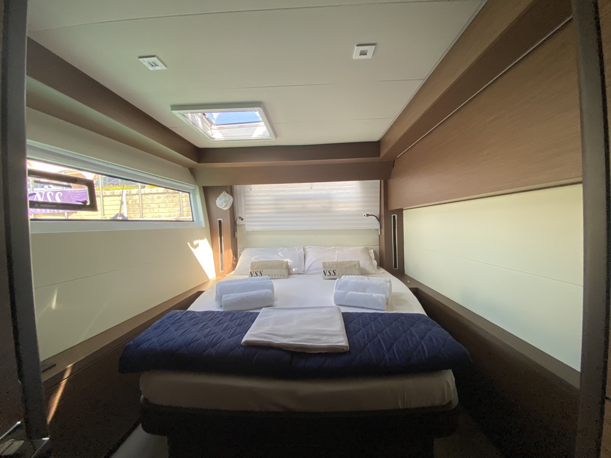 Lagoon 50 — photo 17
