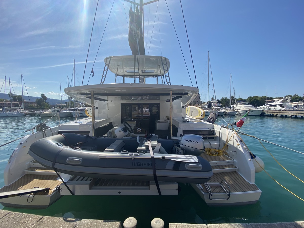 Lagoon 50 — photo 25
