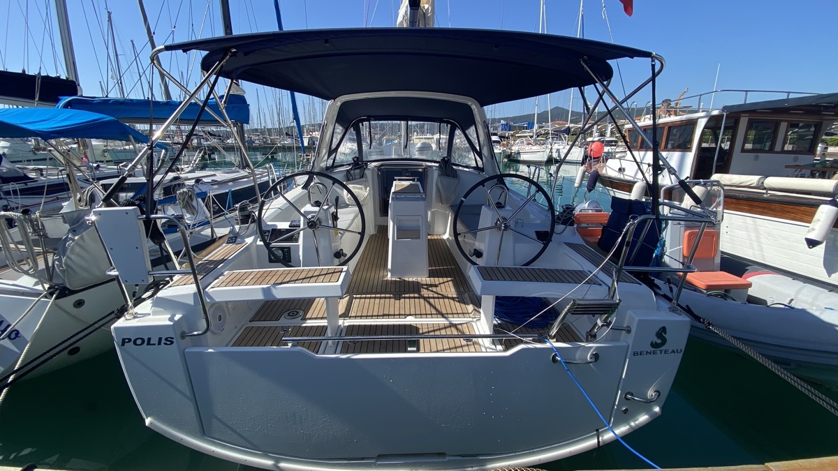 Oceanis 35.1 — photo 16