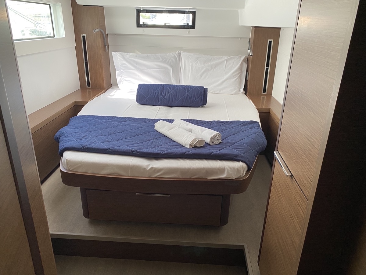 Lagoon 46 — photo 12