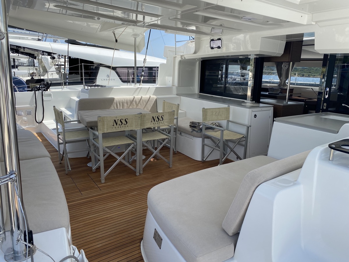 Lagoon 46 — photo 10