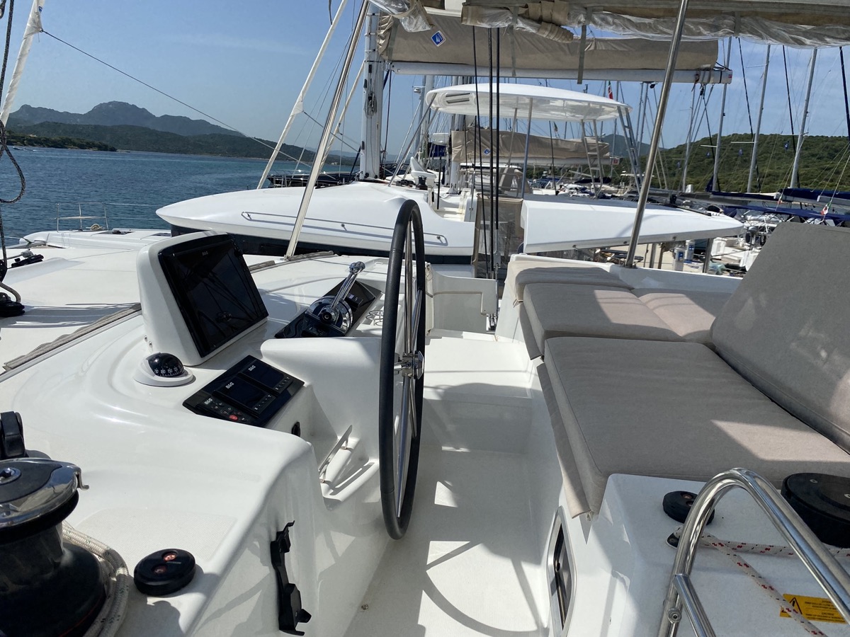 Lagoon 46 — photo 18