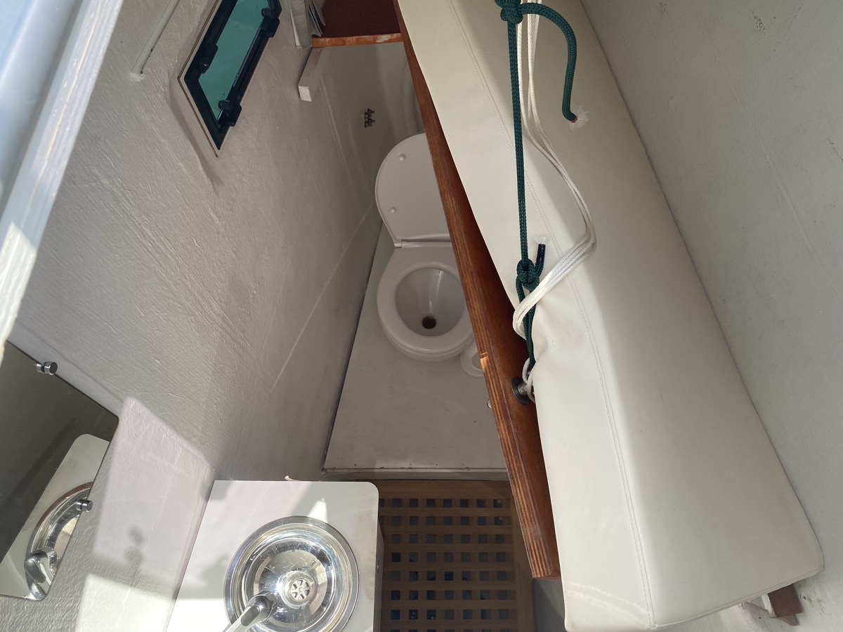 Lagoon 52F (5 cab) — photo 16