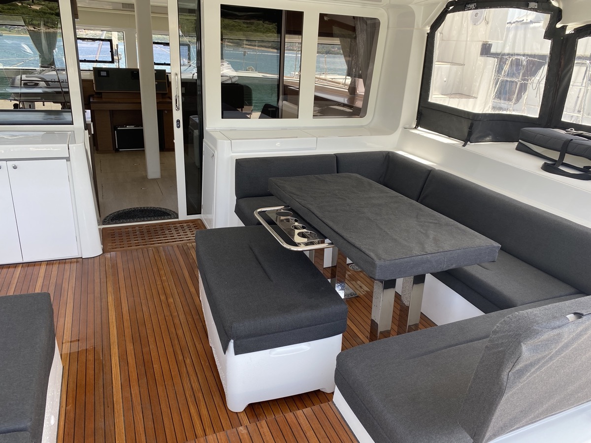 Lagoon 52F (5 cab) — photo 39