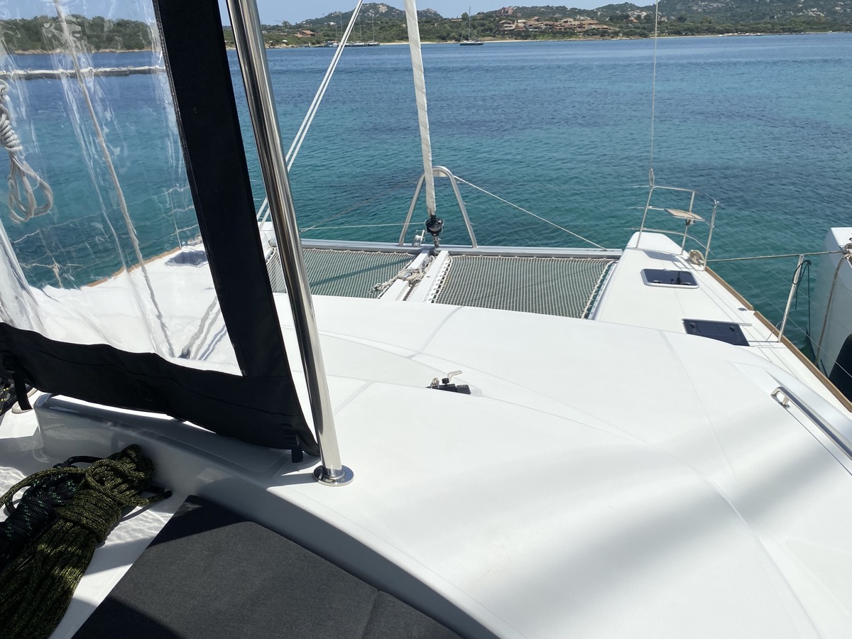 Lagoon 52F (5 cab) — photo 37