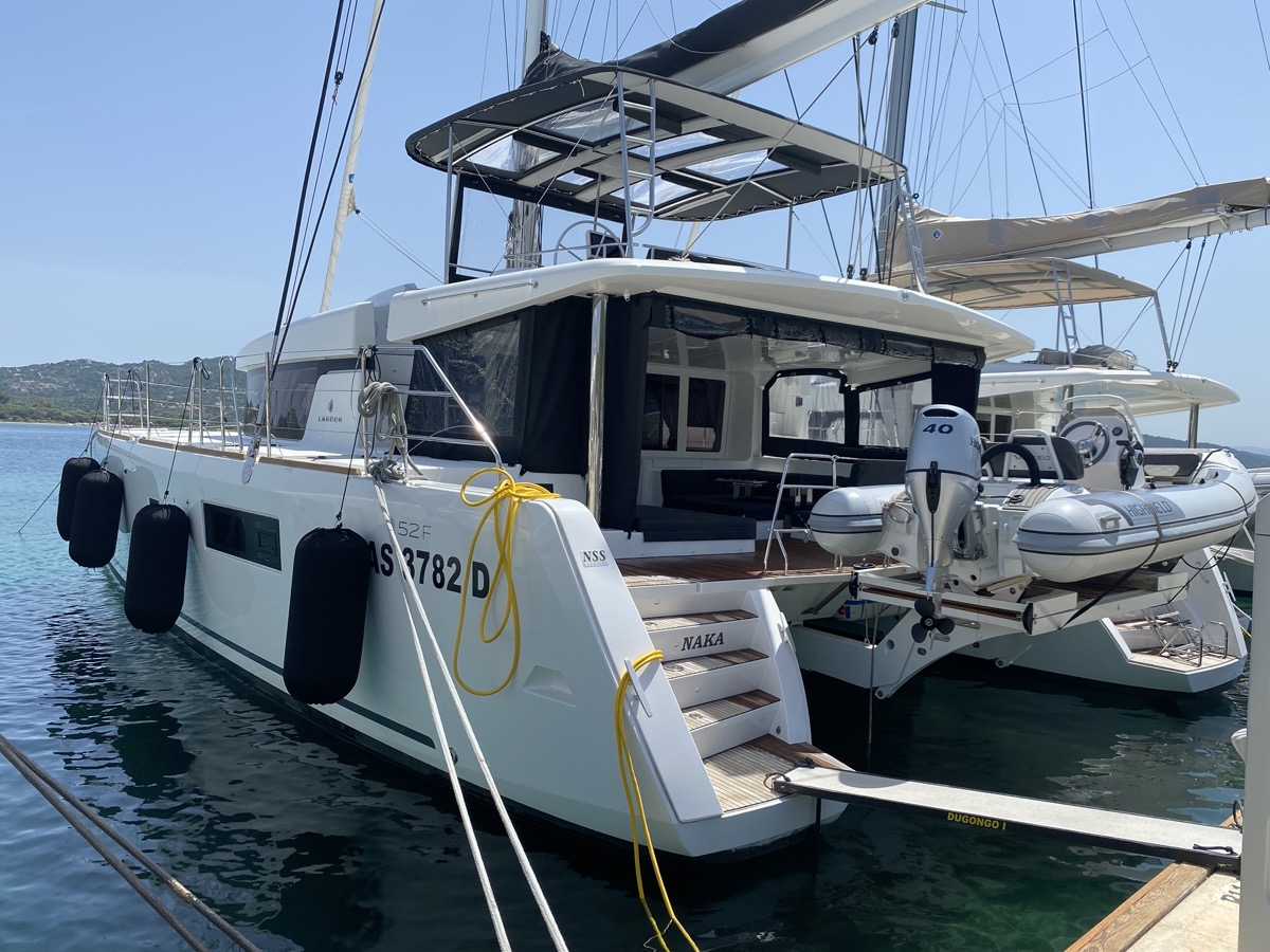 Lagoon 52F (5 cab) — photo 18