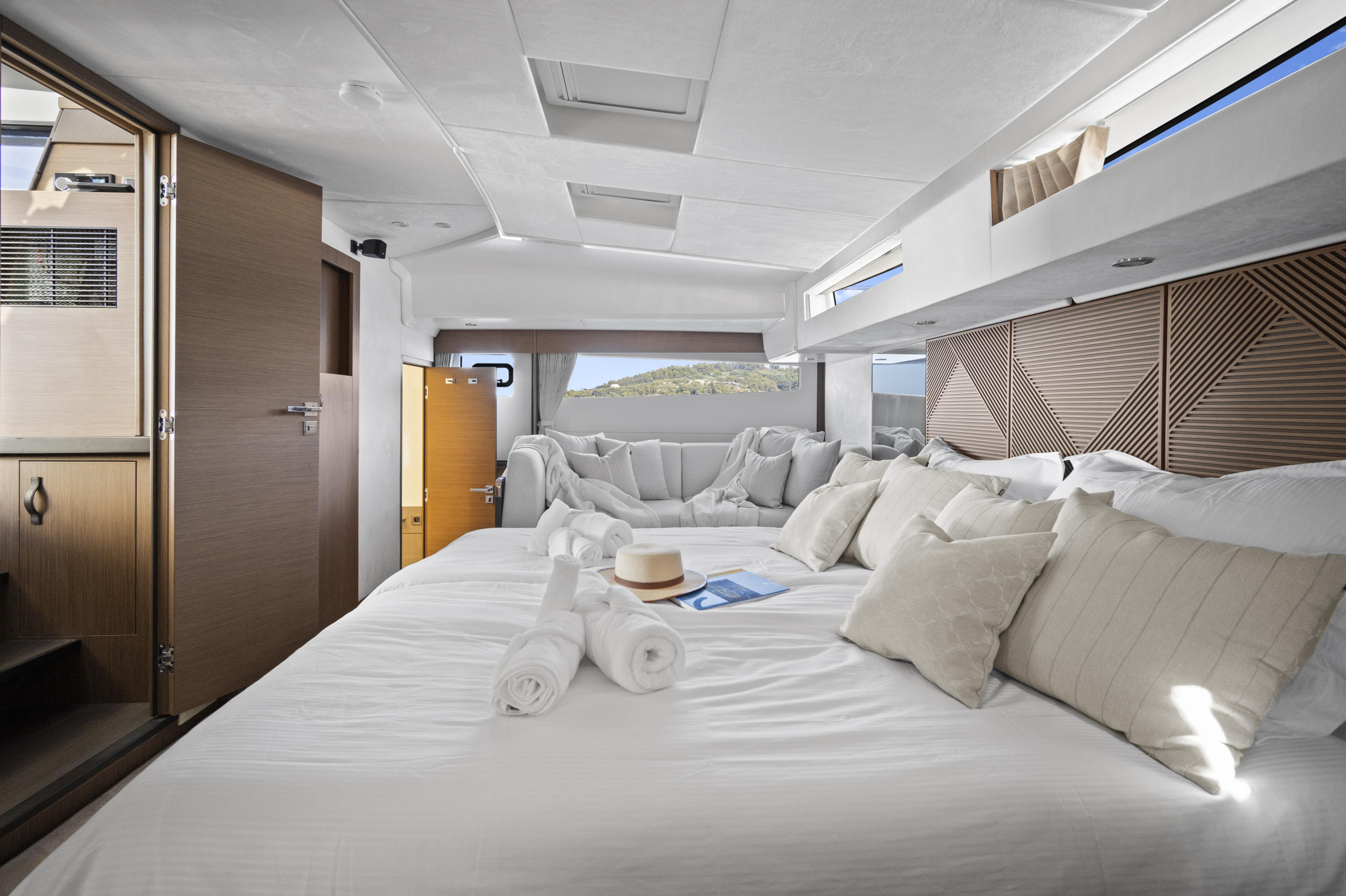 Prestige M48 — photo 10