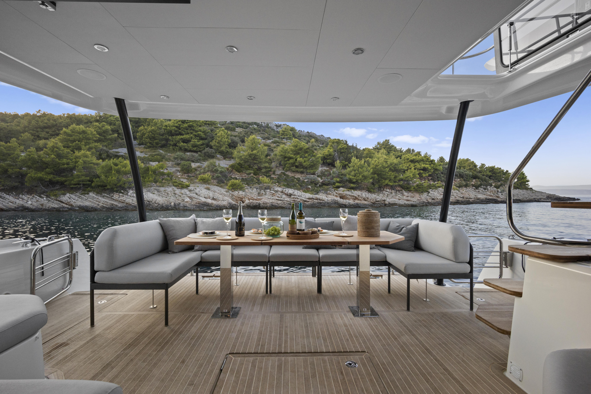 Prestige M48 — photo 14