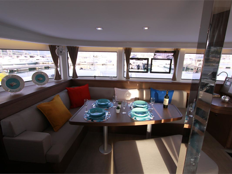 Lagoon 42 — photo 25