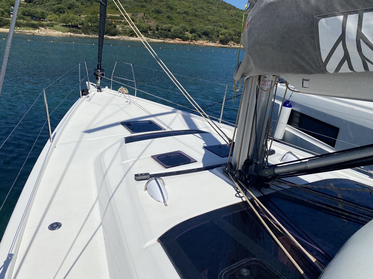 Dufour 430 Grand Large — photo 16