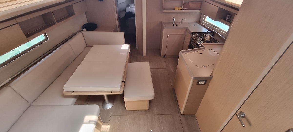 Oceanis 40.1 (3cab) — photo 10