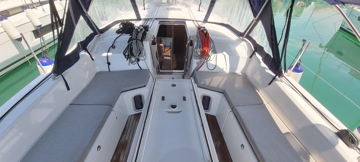 Oceanis 40.1 (3cab) — photo 9