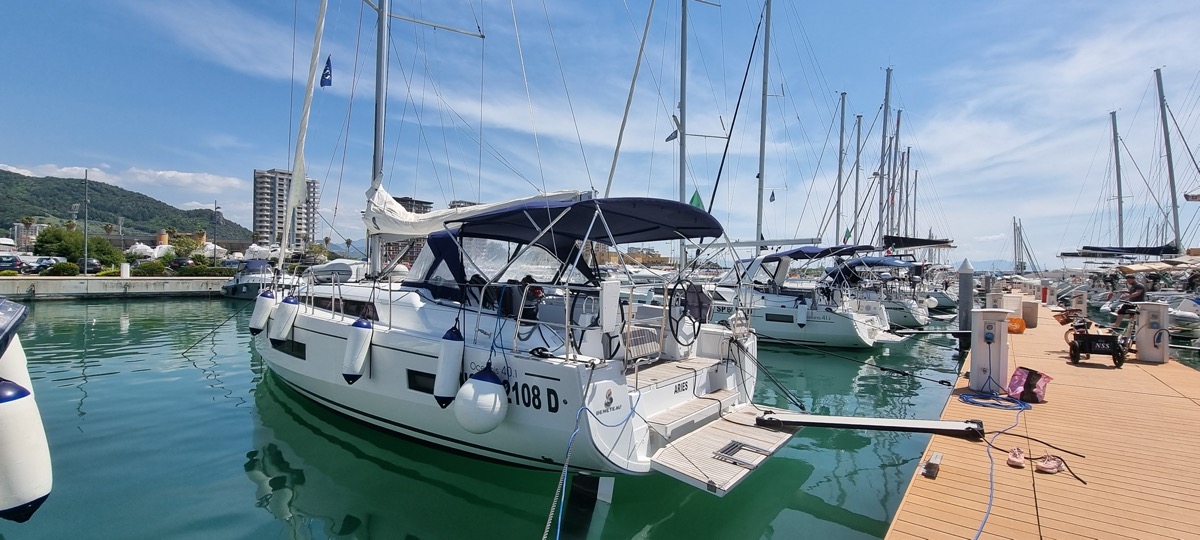 Oceanis 40.1 (3cab) — photo 6
