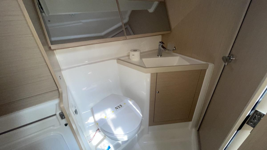 Oceanis 40.1 (4cab) — photo 3