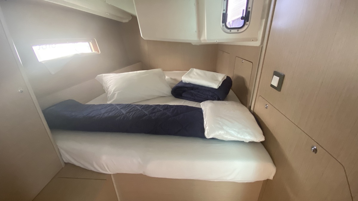 Oceanis 40.1 (4cab) — photo 19