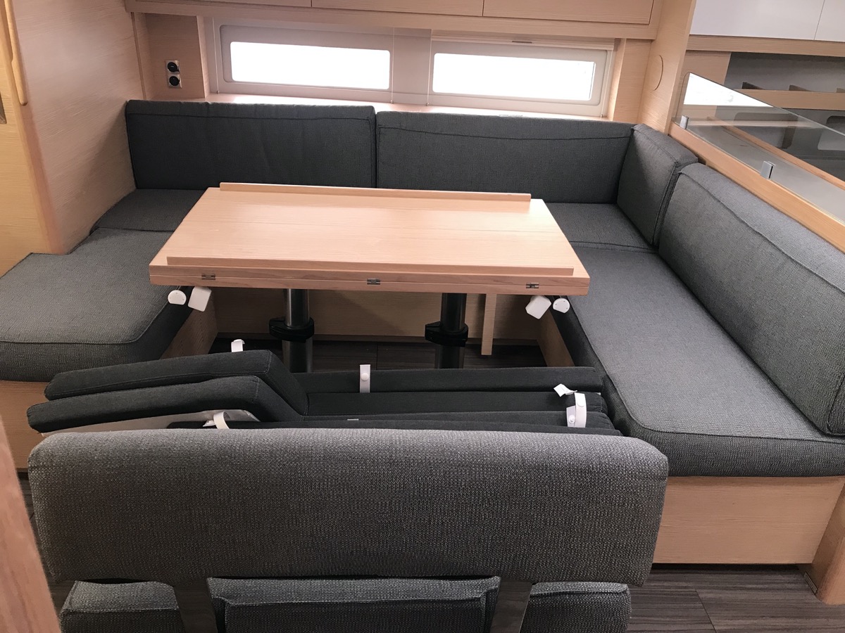 Dufour 530 — photo 18