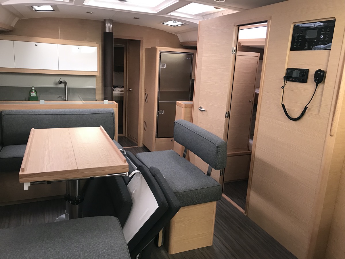 Dufour 530 — photo 12
