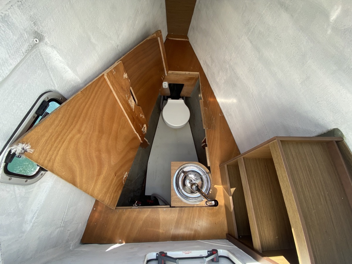 Lagoon 42 — photo 14