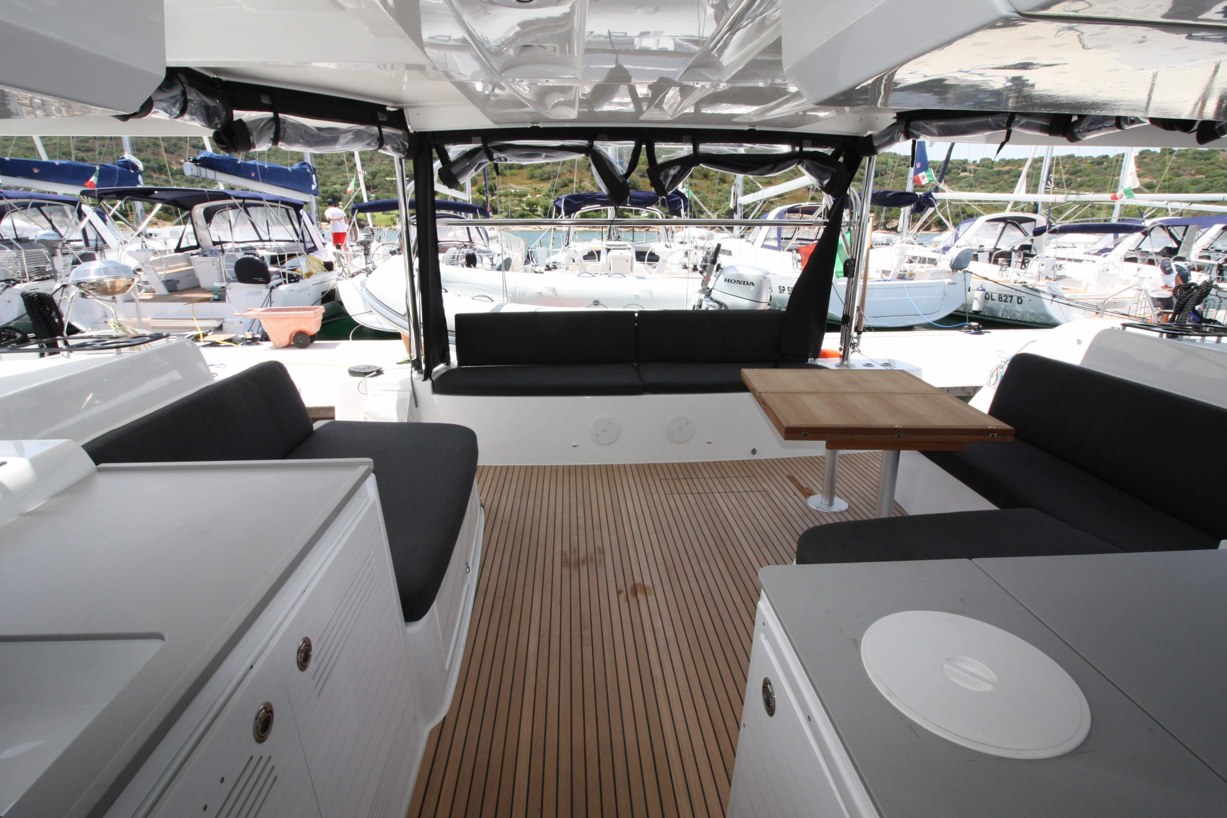 Lagoon 46 — photo 15