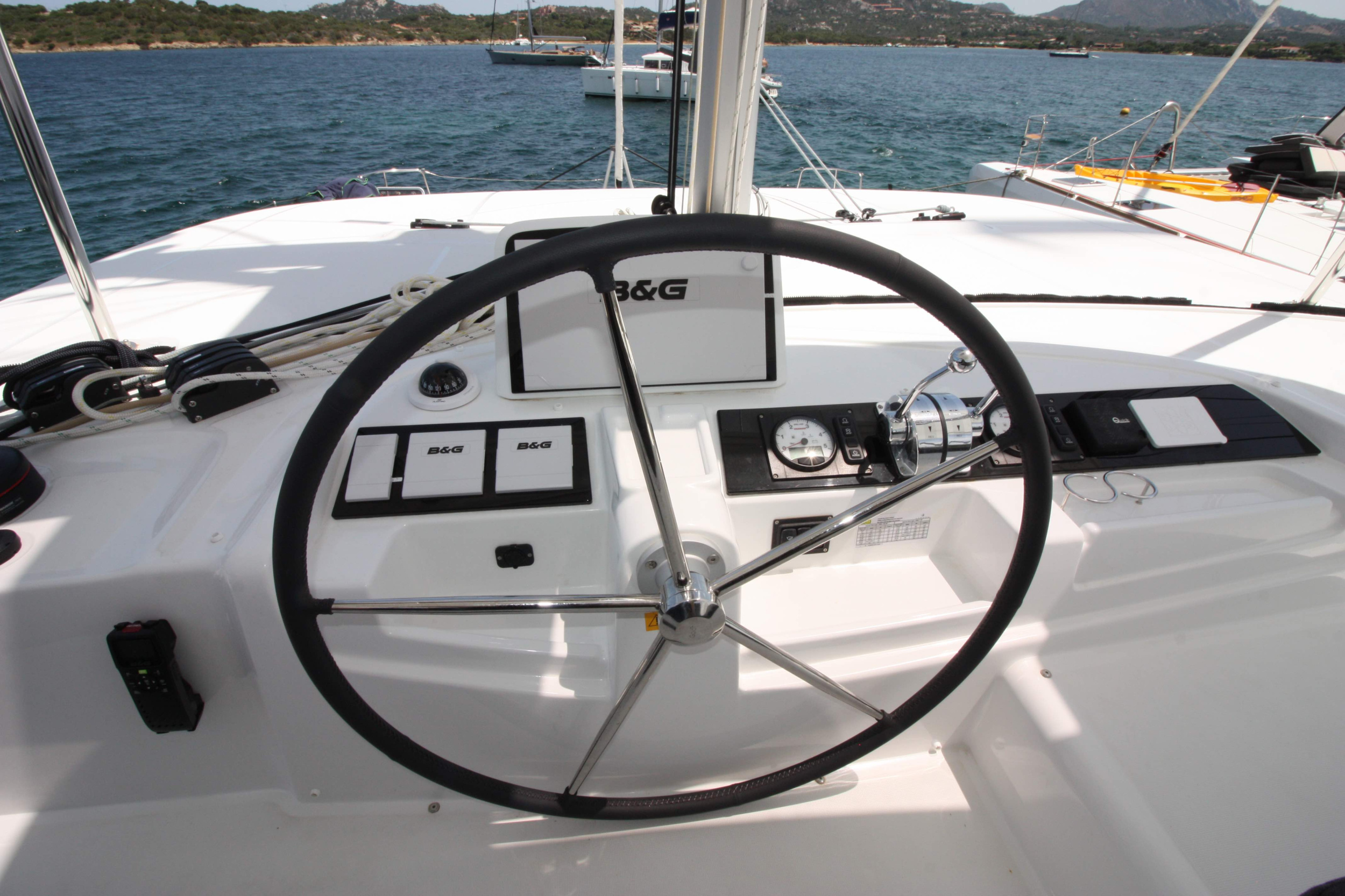 Lagoon 46 — photo 14