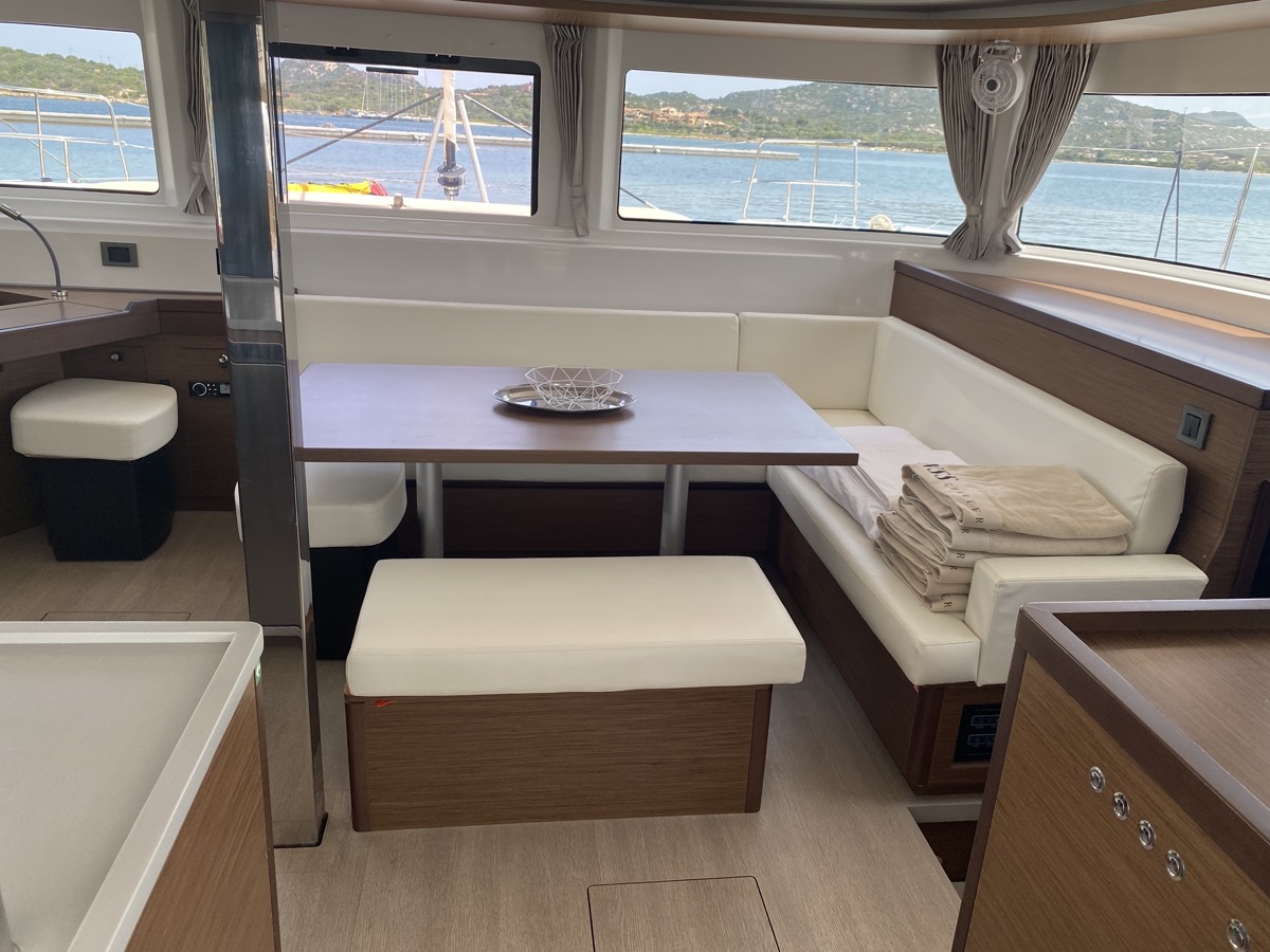 Lagoon 46 — photo 24