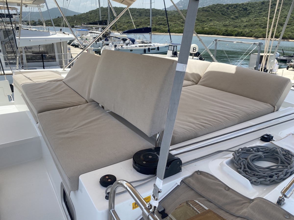 Lagoon 46 — photo 29