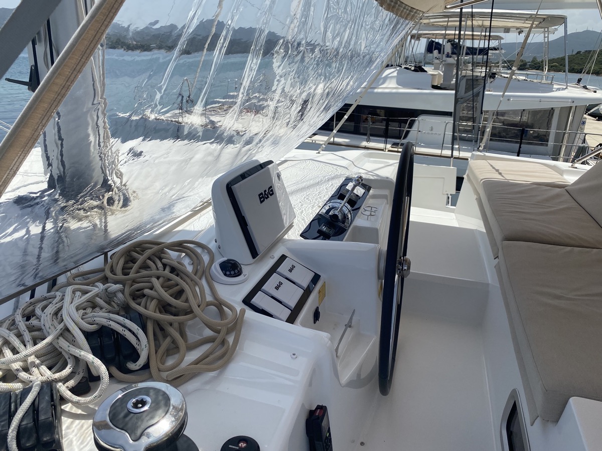 Lagoon 46 — photo 10