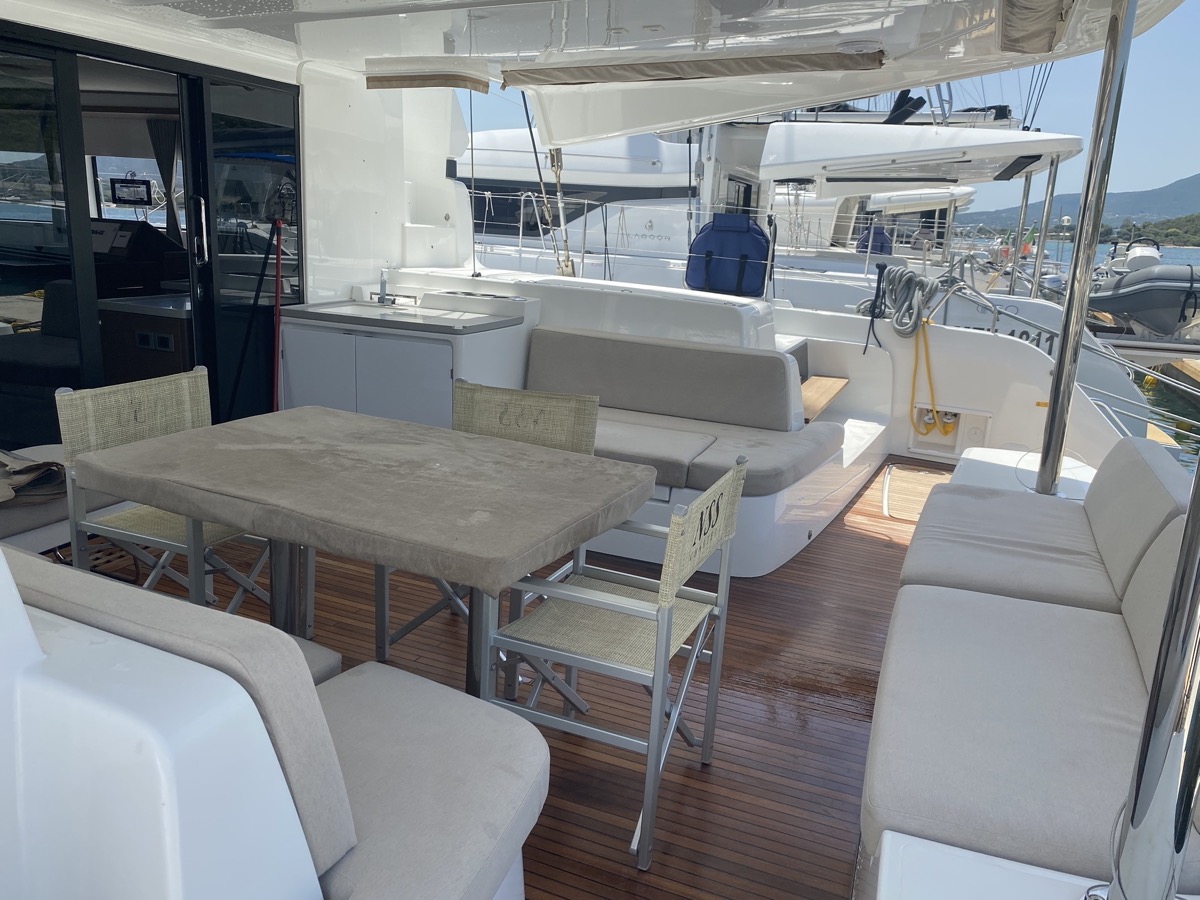 Lagoon 50 — photo 20