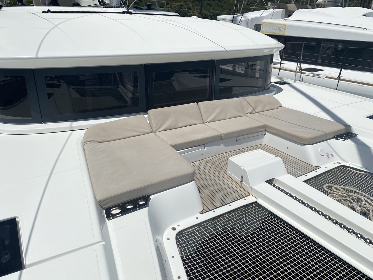 Lagoon 50 — photo 11