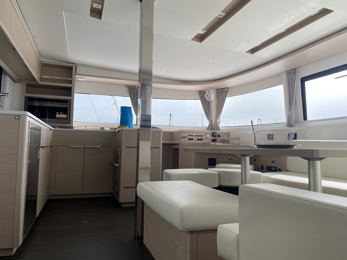 Lagoon 46 — photo 16