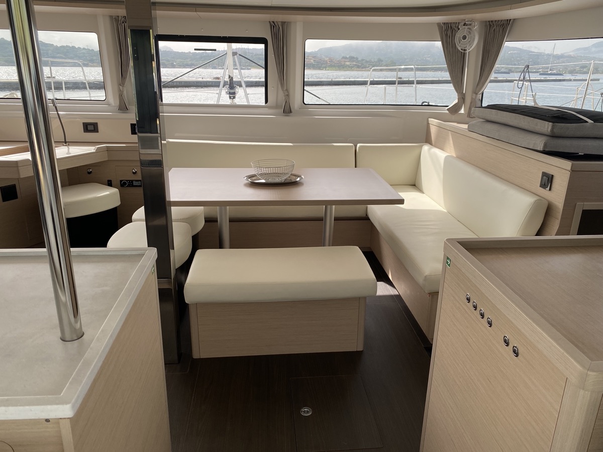 Lagoon 46 — photo 26