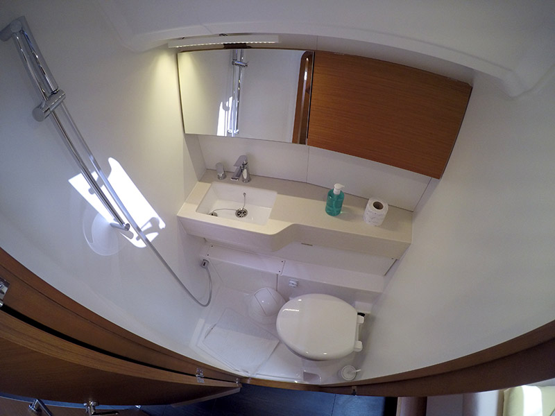 Dufour 44 — photo 2