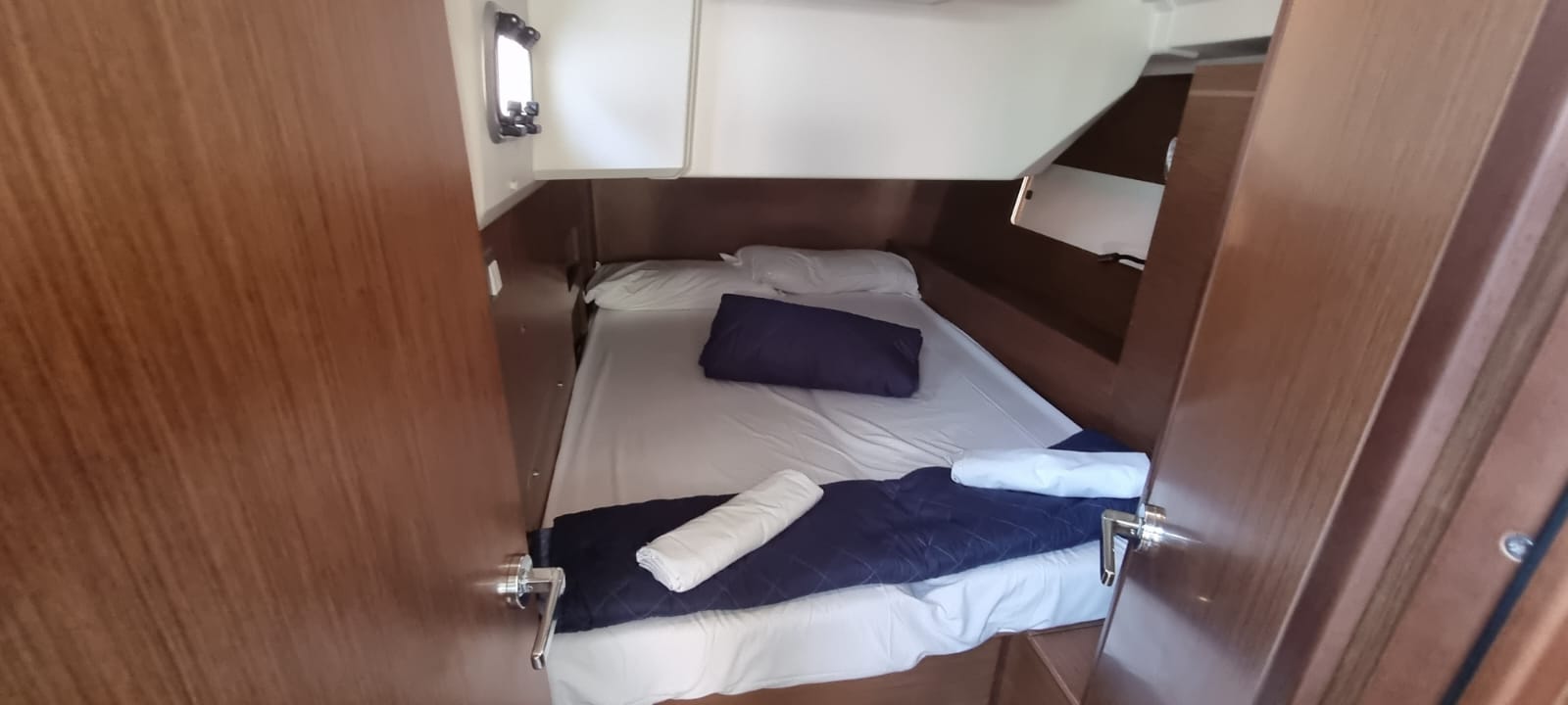 Oceanis 46.1 (4cabs-2heads) — photo 17