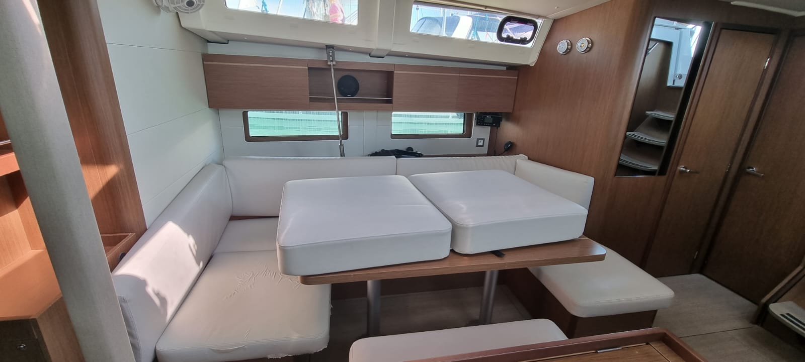 Oceanis 46.1 (4cabs-2heads) — photo 3