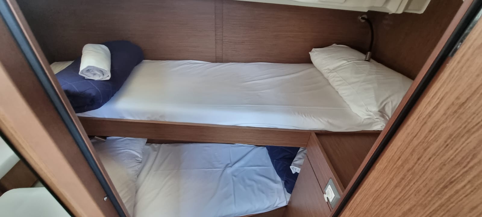 Oceanis 46.1 (4cabs-2heads) — photo 4