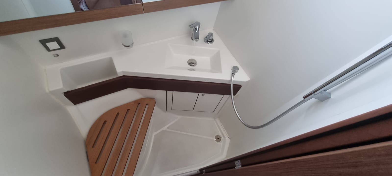 Oceanis 46.1 (4cabs-2heads) — photo 9