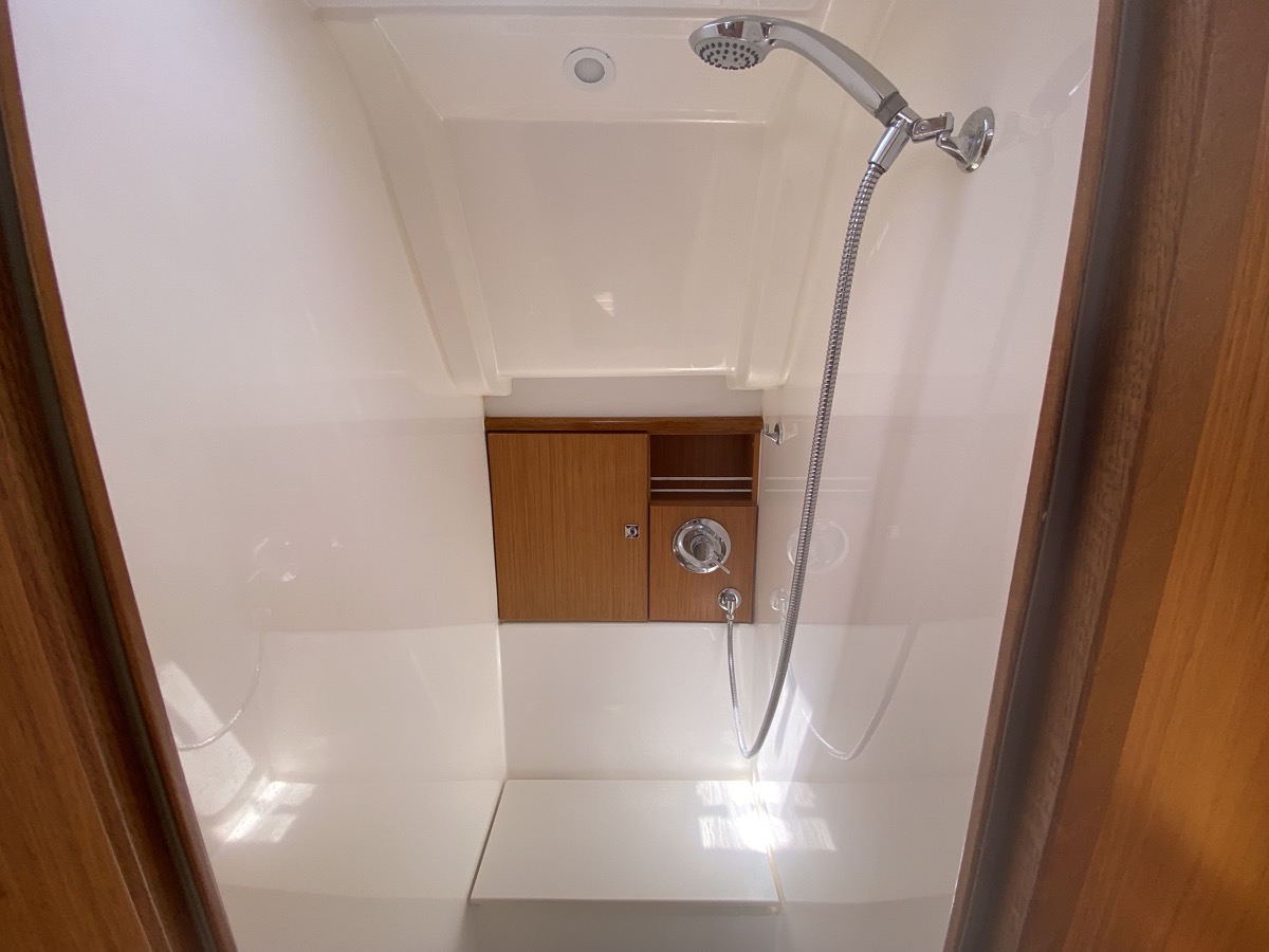 Bavaria Cruiser 51 — photo 16