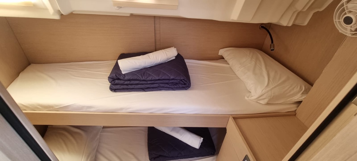 Oceanis 46.1 (5 cab) — photo 8