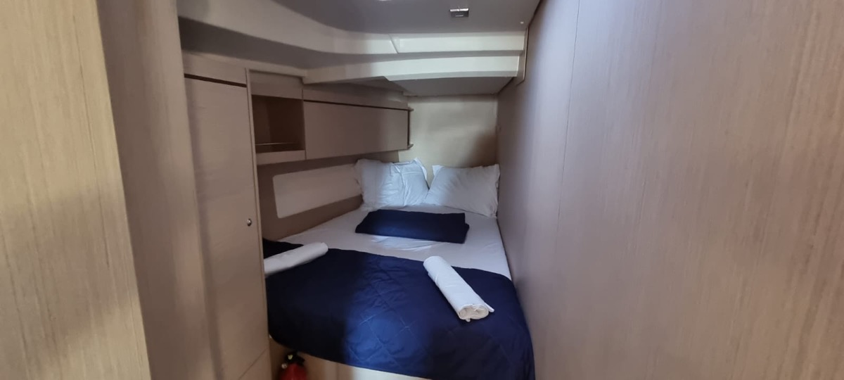 Oceanis 46.1 (5 cab) — photo 10