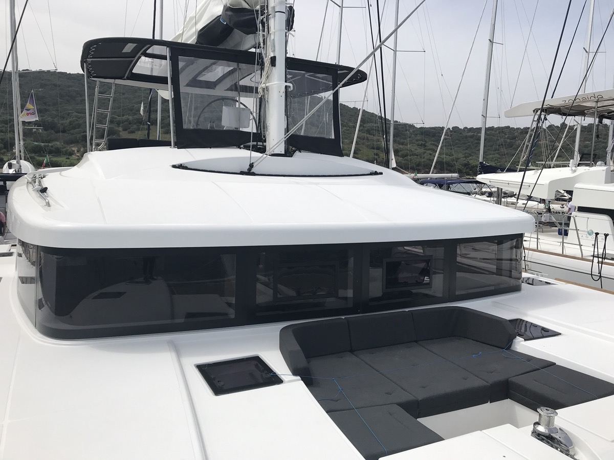 Lagoon 52F - 6 cab — photo 15