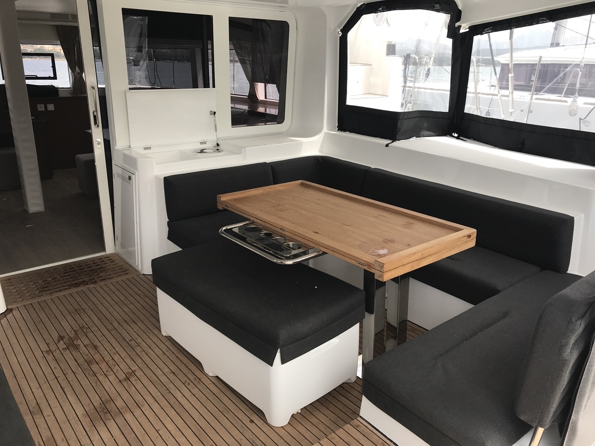 Lagoon 52F - 6 cab — photo 16